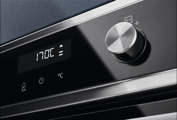 Horno a Vapor ELECTROLUX EOC6H71X SteamCrisp y 8 f 2