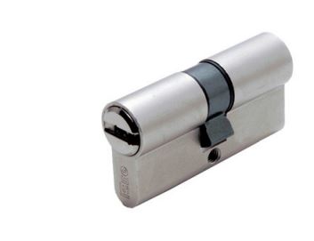 BOMBILLO ISEO R700 BUMPIN 40X40 NIQUEL L.CORTA