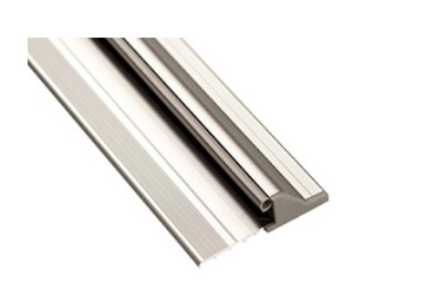 CORTAVIENTO PARA PUERTAS  850MM