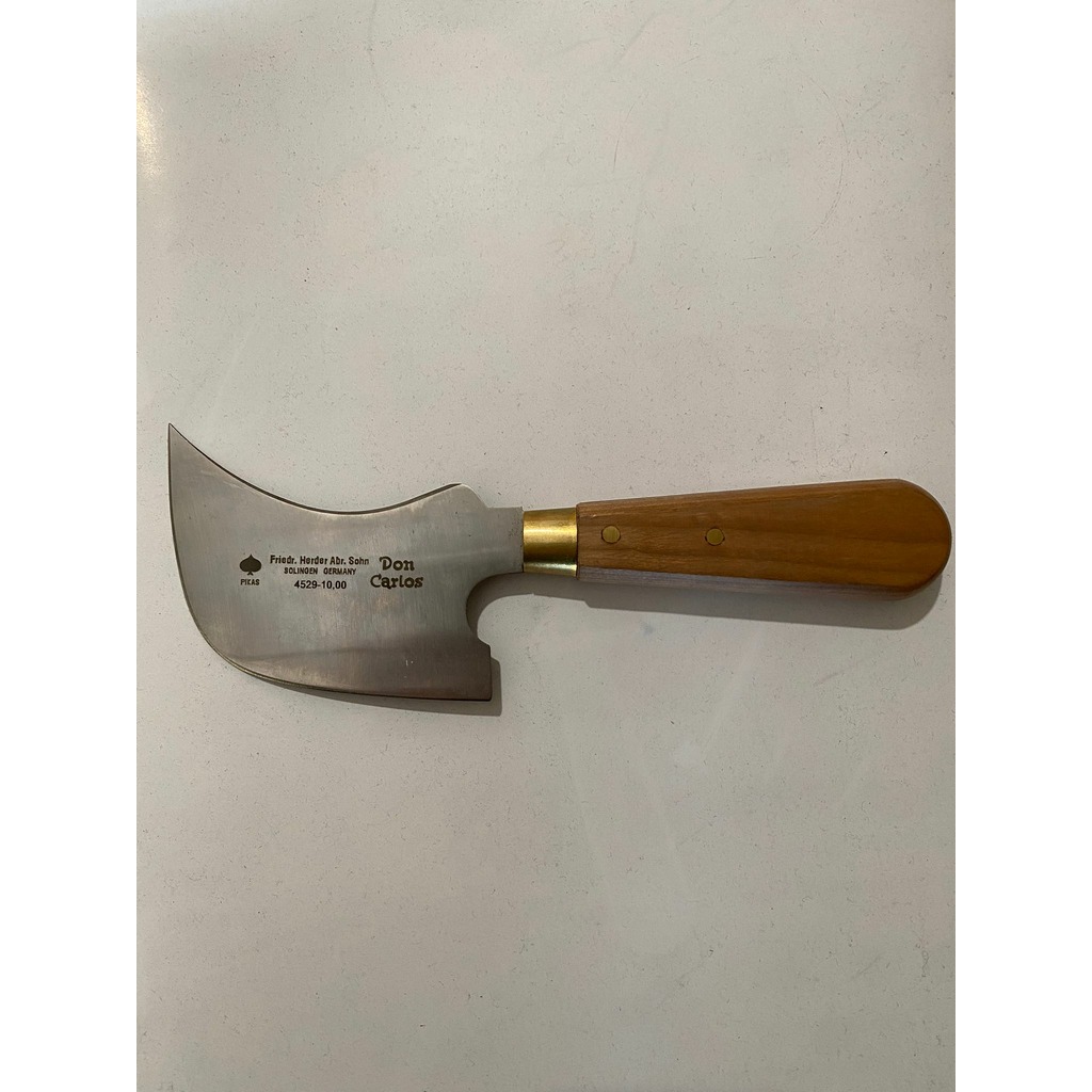 CUCHILLO CUARTO DE LUNA "DON CARLOS" NUEVO