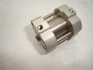 CILINDRO NEUMATICO 130