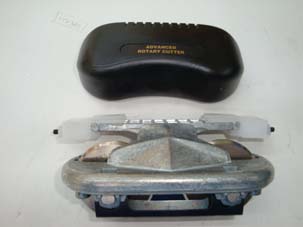 PLETINA CON TORNILLOS JAVELIN