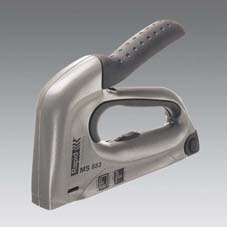 CLAVADORA MANUAL MULTIFUNCION RAPID