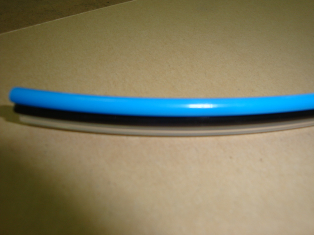 TRITUBO POLIURETANO 4x2 (1 METRO)