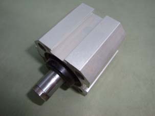 CILINDRO COMPACTO DOBLE EFECTO