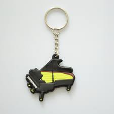 REGALO - LLAVERO PIANO GOMA DL-05