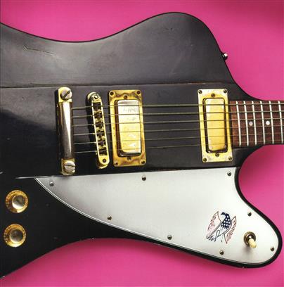 REGALO - TARJETA GUITARRA ELECTRICA NEGRA (FONDO ROSA)