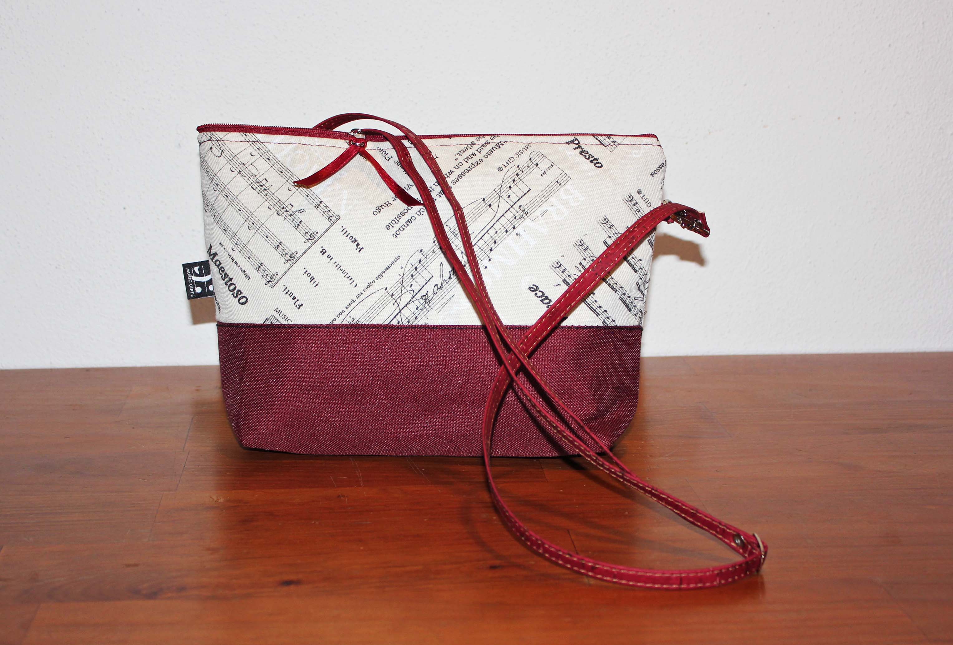REGALO - BOLSO CRUZADO OPERA