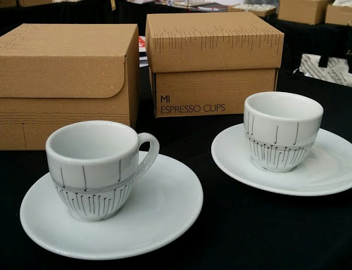 REGALO - JUEGO 2 TAZAS Y PLATO DE CAFE EXPRESSO