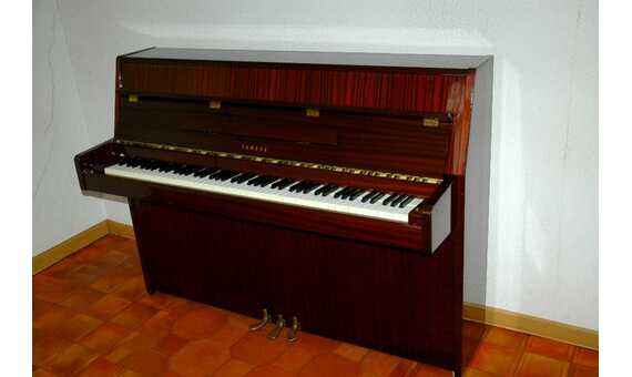 PIANO VERTICAL - YAMAHA M1J (SEGUNDA MANO) Nº SERIE 3.392.887