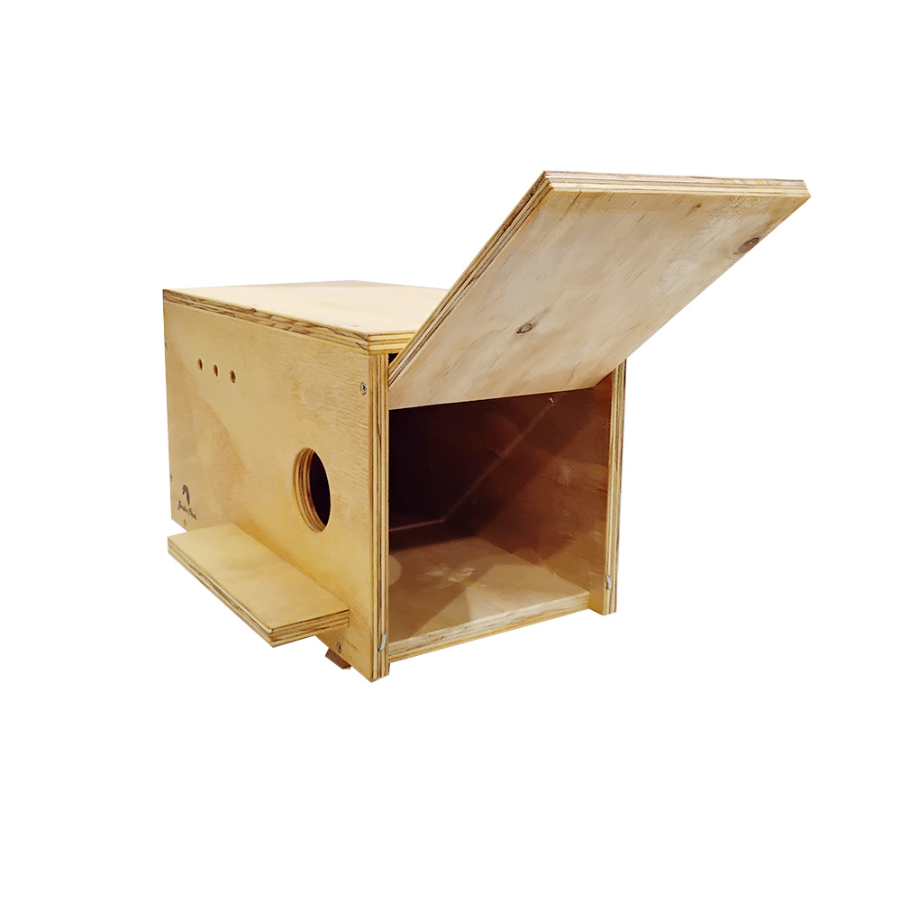 Caja nido para cernícalo primilla en madera tratada

