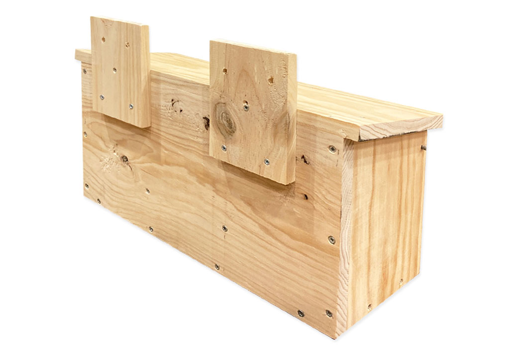 Caja nido de madera horizontal para gorrión común y molinero 