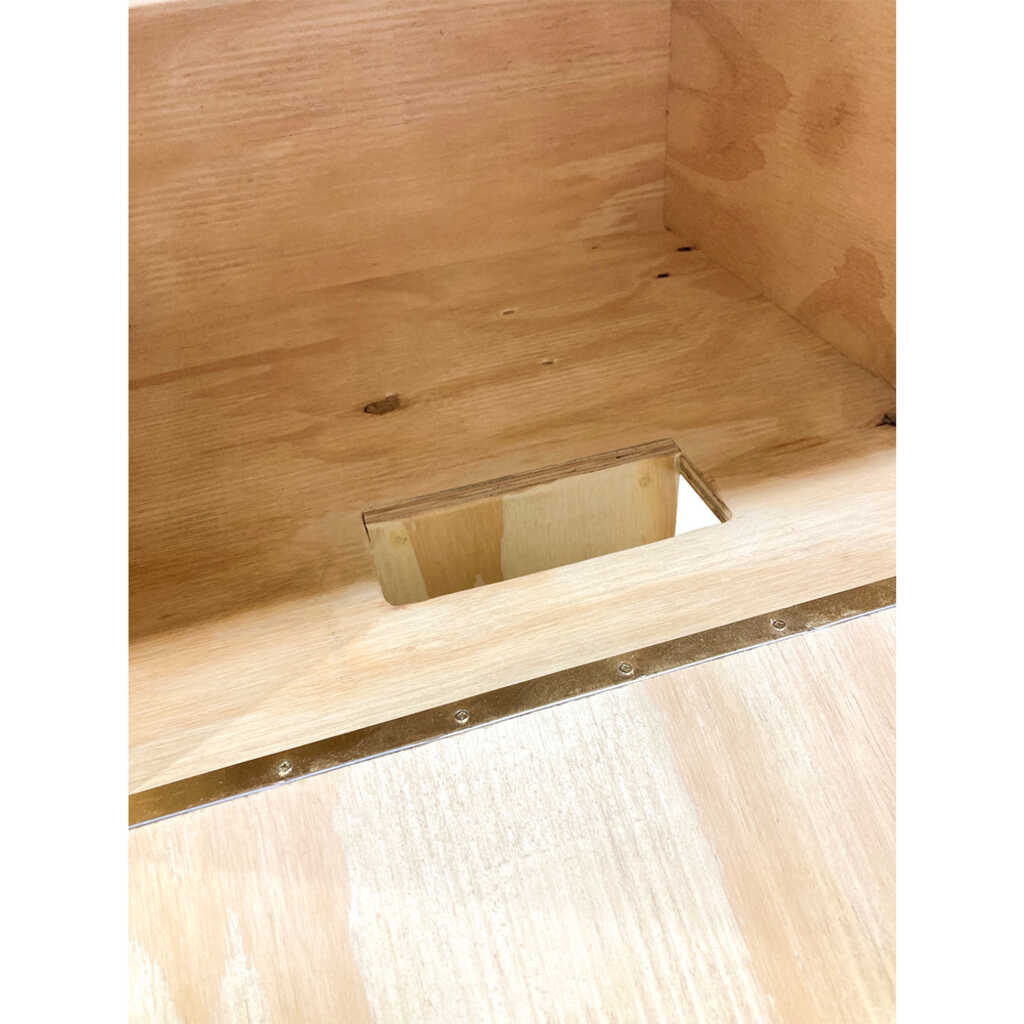 Caja nido de madera para vencejo real 6