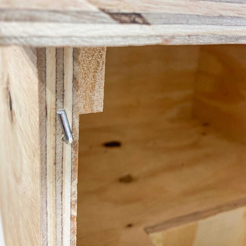 Caja nido de madera para vencejo real 7