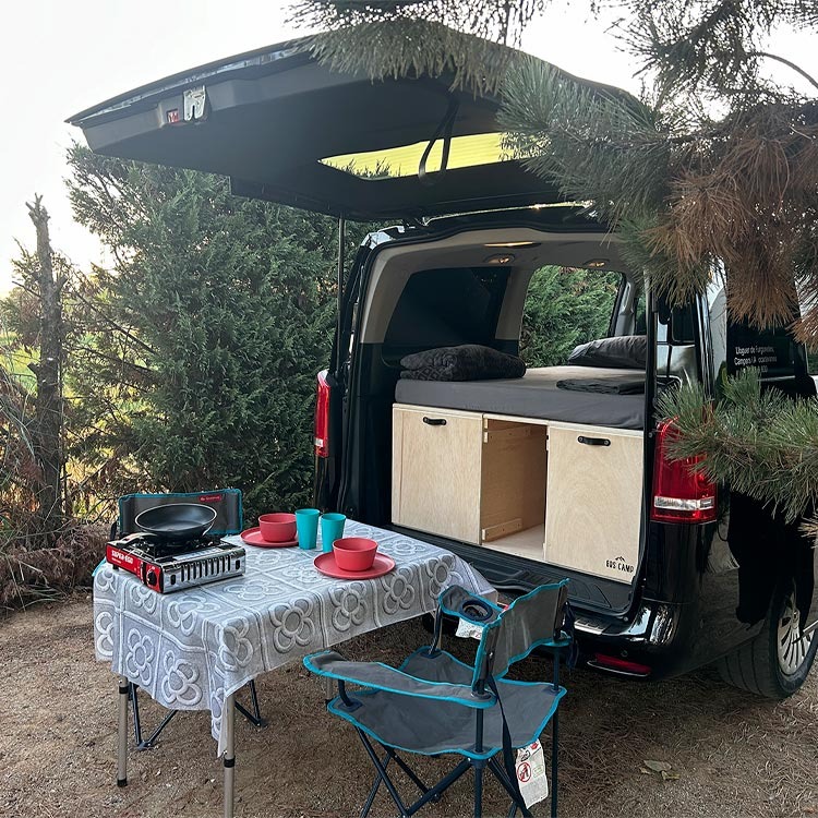 Alquiler Mercedes-Benz / Vito Tourer 116 CDI Camper