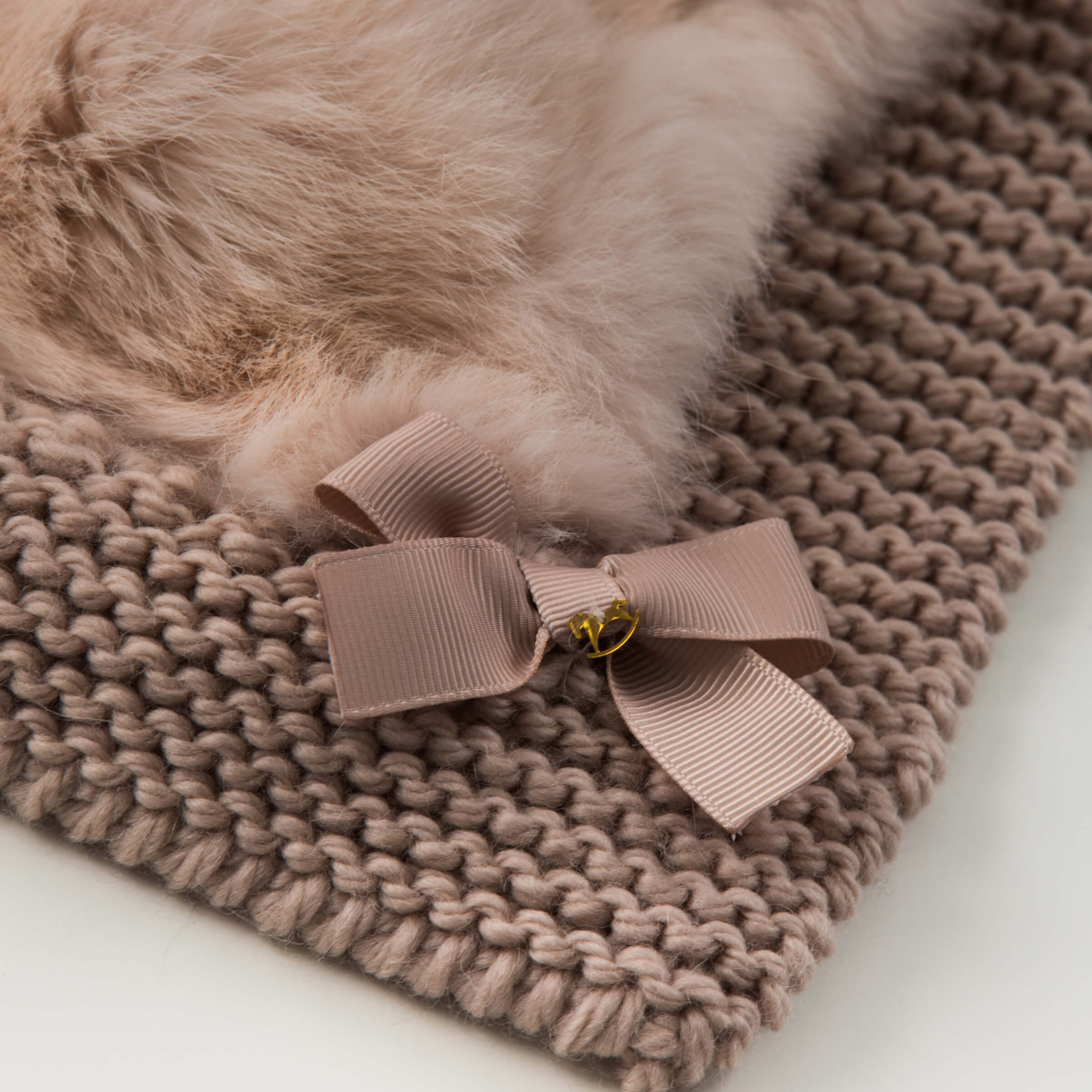 MANTA DE INVIERNO MERINO CON PELO NATURAL ROSA EMPOLVADO
