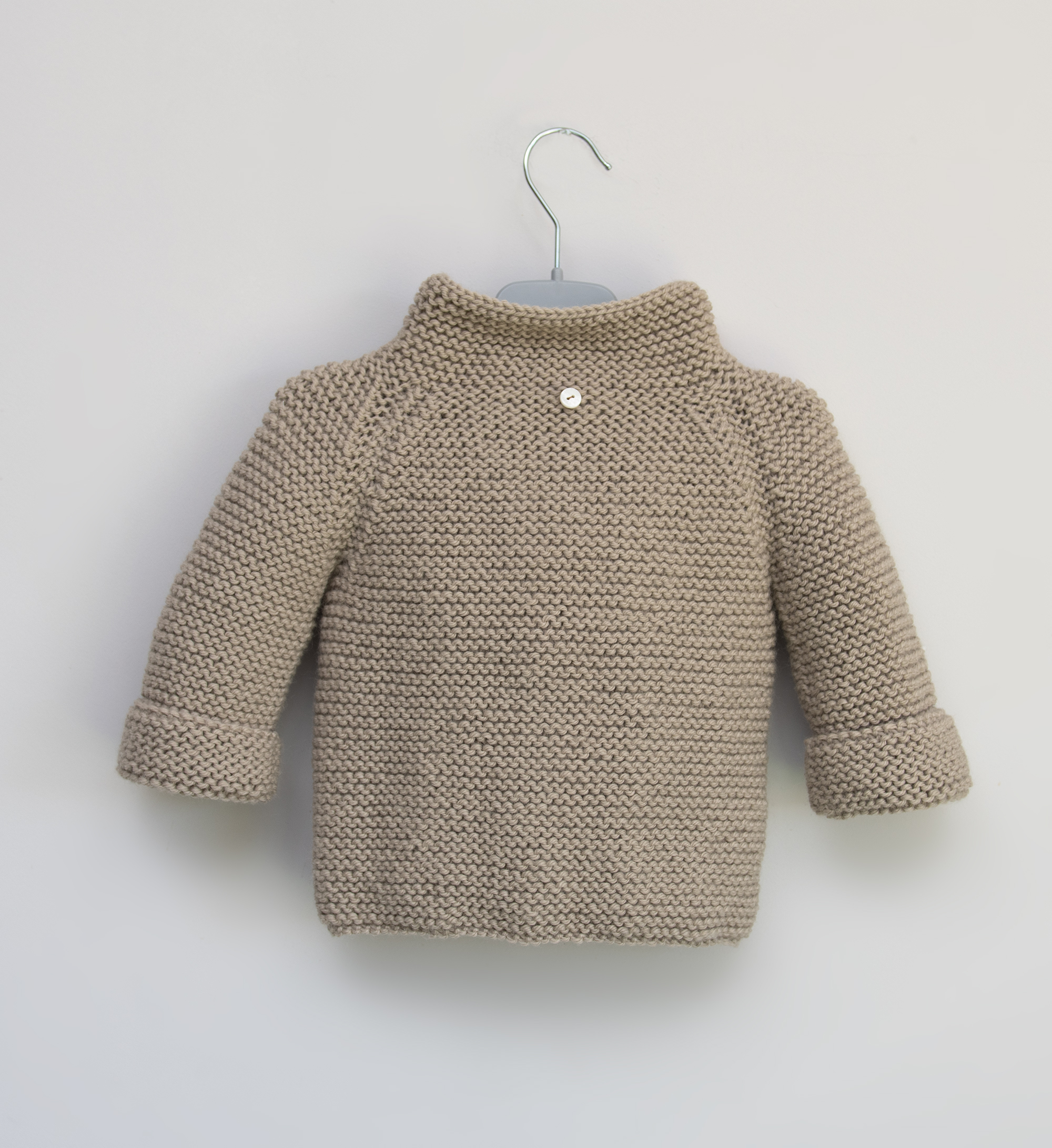 ABRIGO CAPUCHA MERINO PELO NATURAL BOLSILLOS PIEDRA 5