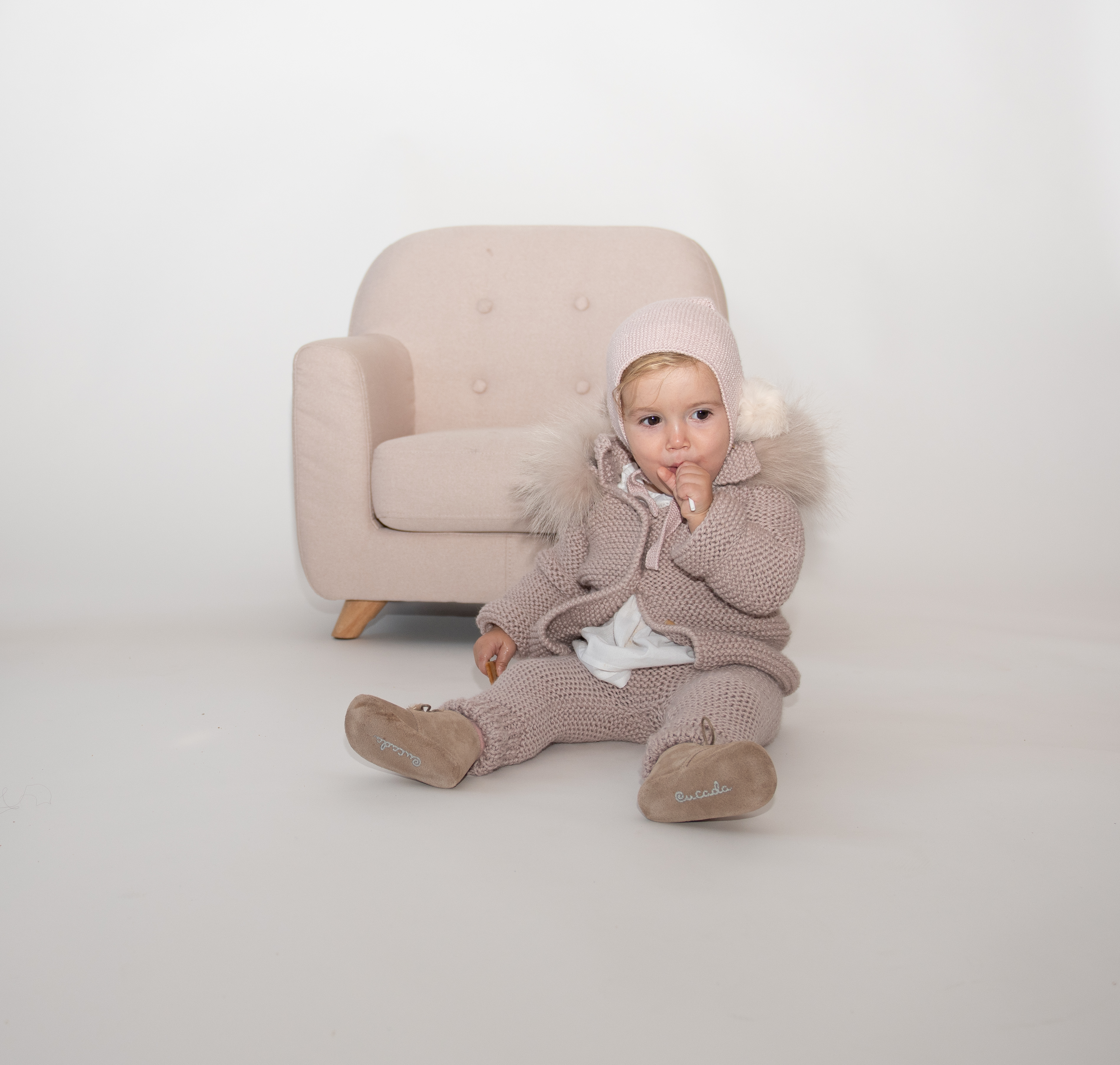 ABRIGO CAPUCHA MERINO PELO NATURAL BOLSILLOS ROSA EMPOLVADO 7
