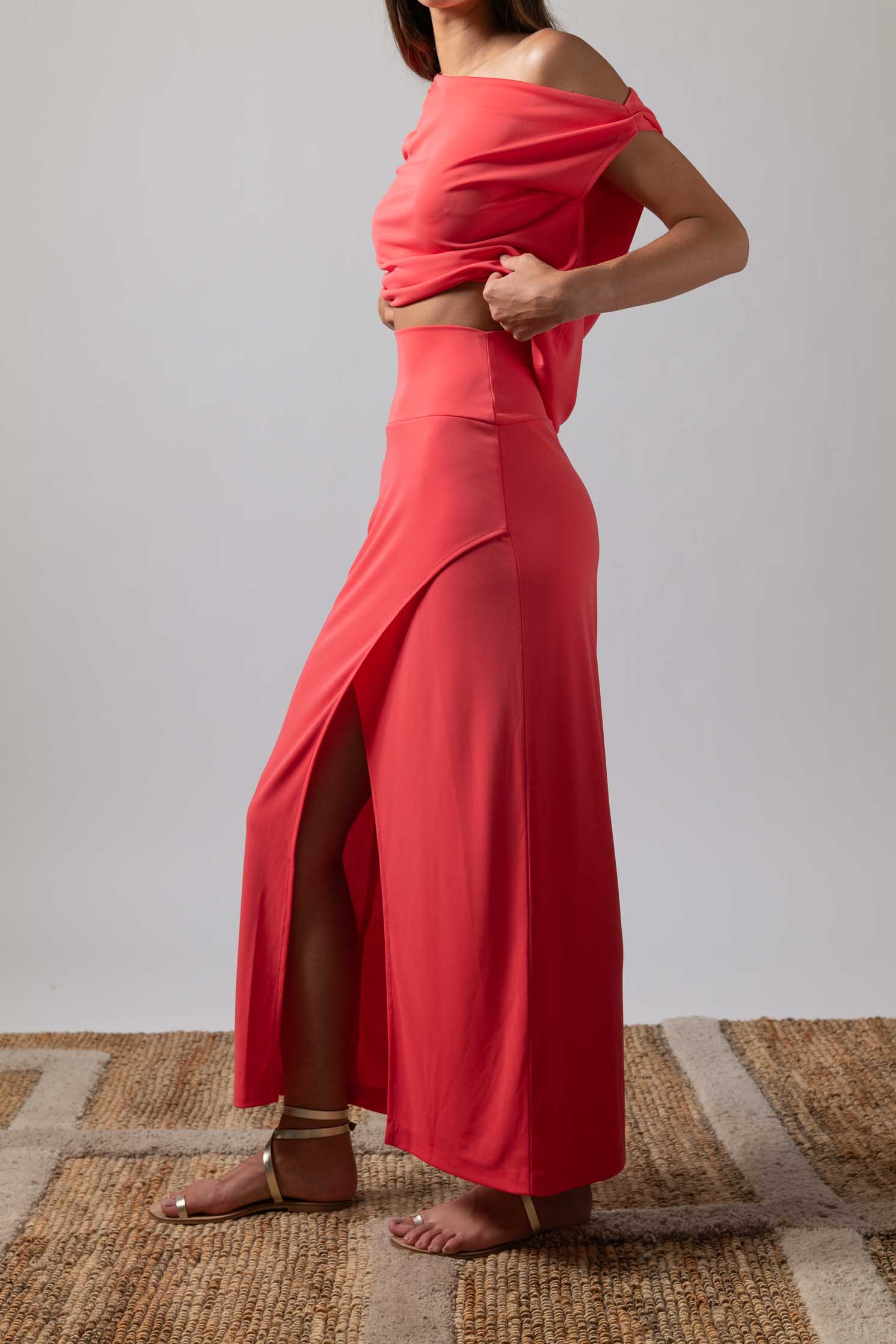 FALDA TULIPAN TESSUTO CORAL