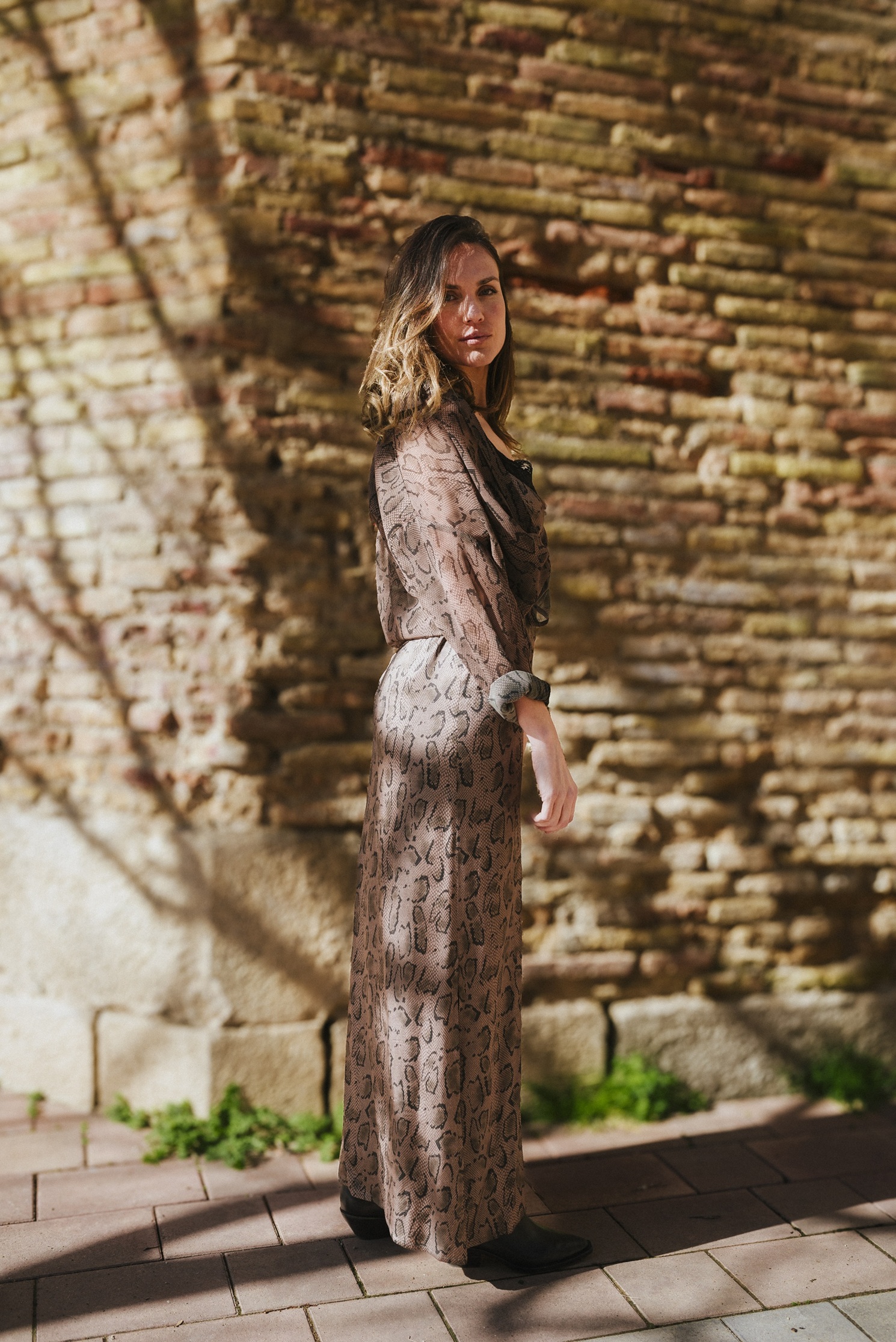 VESTIDO LENCERO SNAKE NEW MOCCA