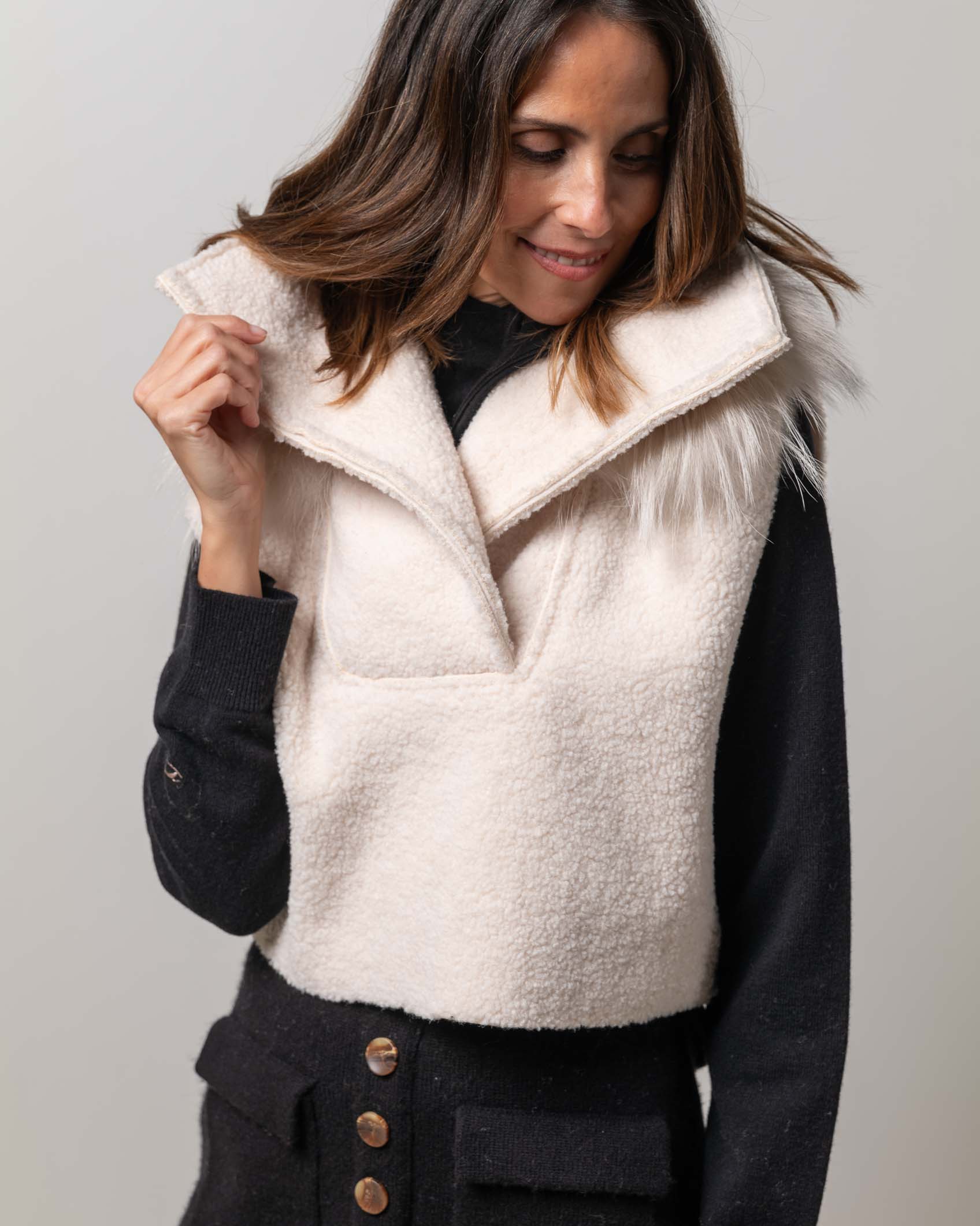 CHALECO BORREGUITO BLACK TALLA S/M BEIGE 6