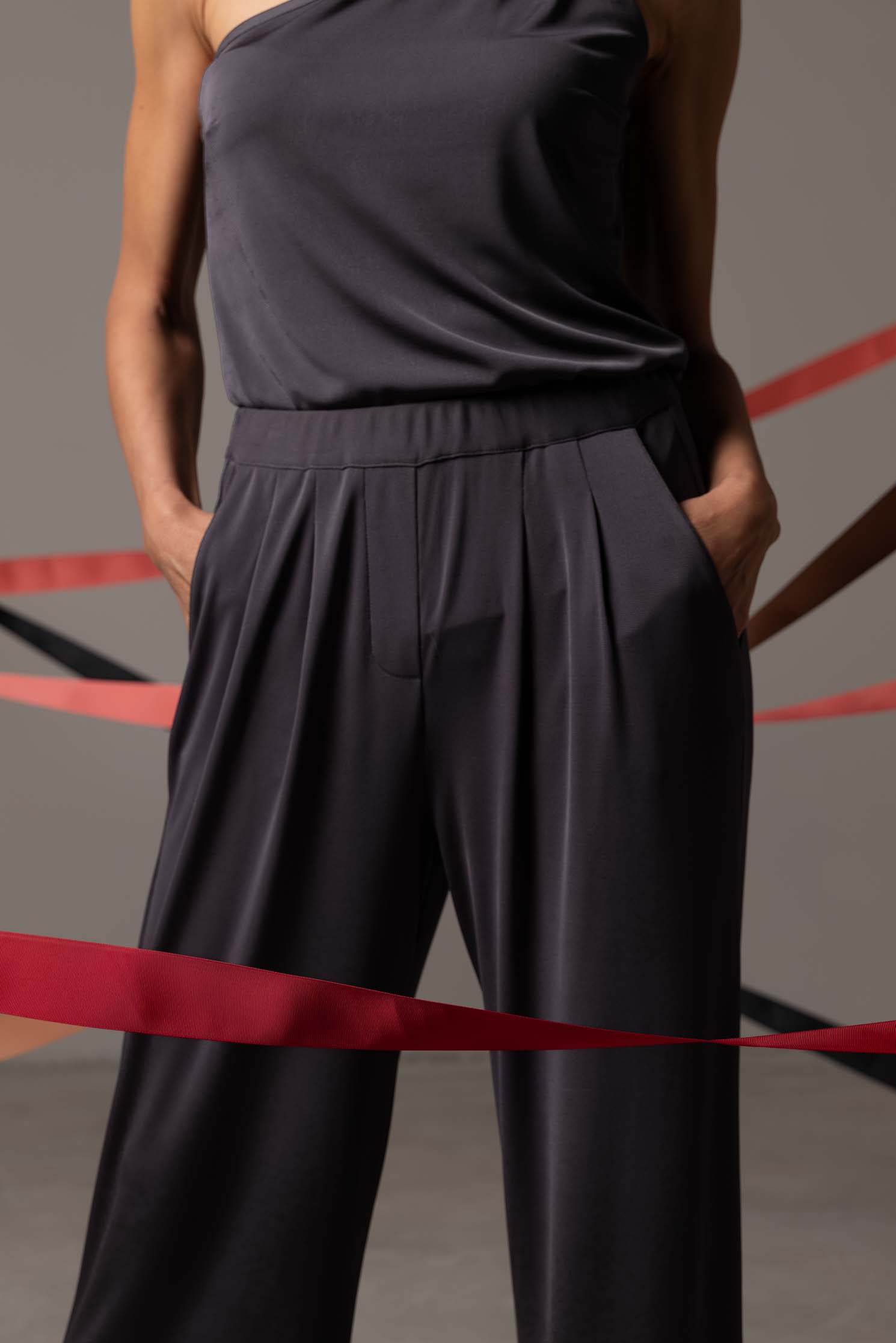PANTALON CLEMENCE DARK GREY 4