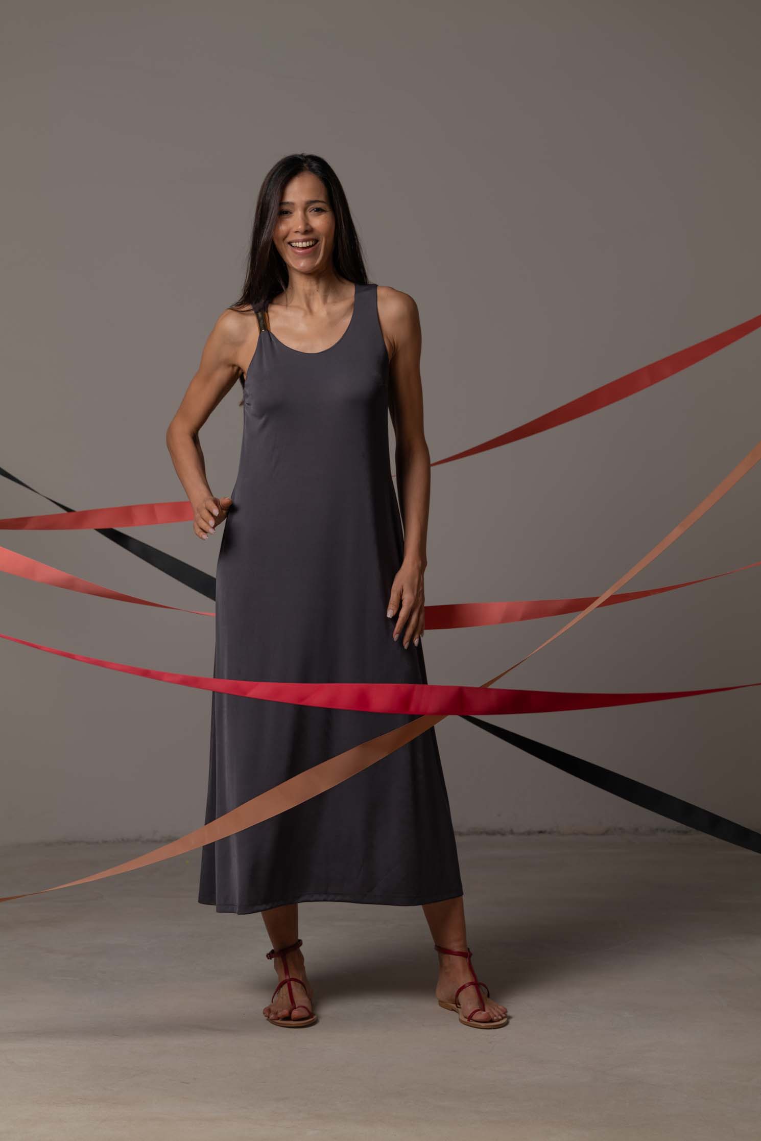 VESTIDO SOLENE DARK GREY 4