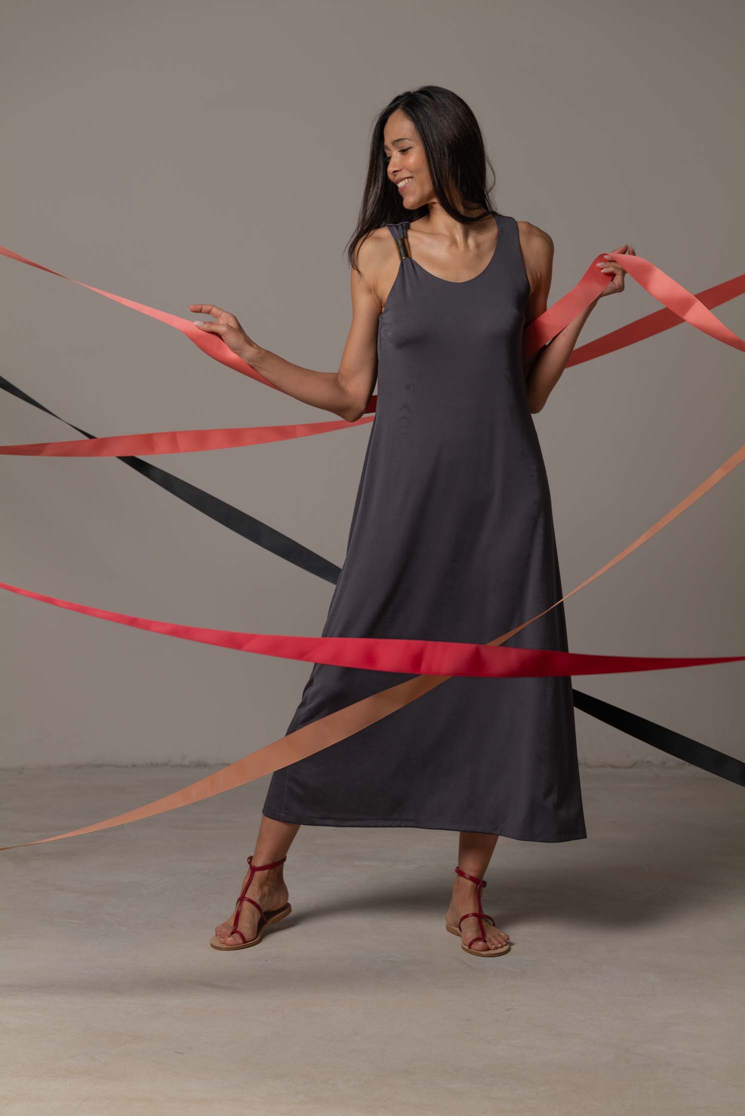 VESTIDO SOLENE DARK GREY 5