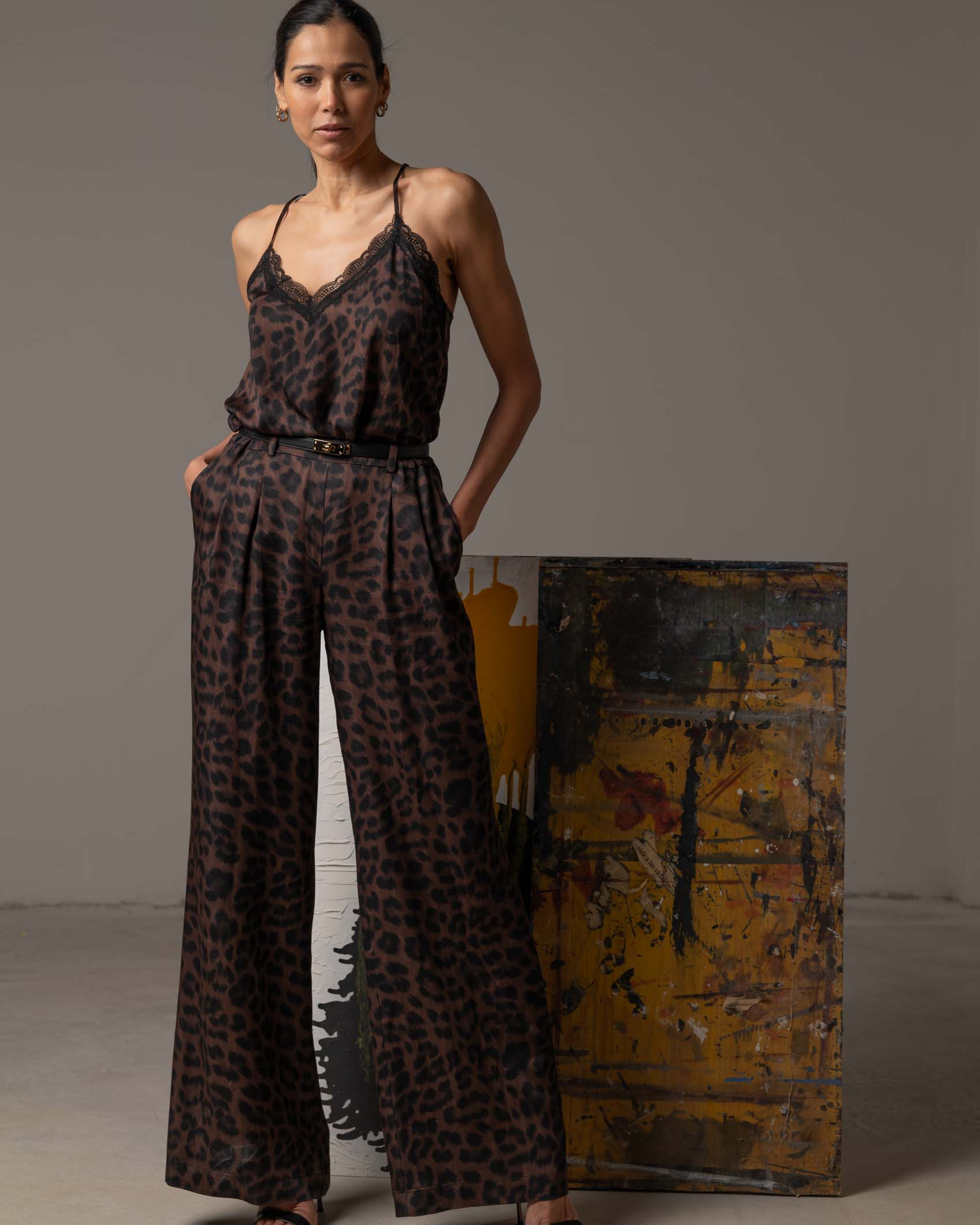 PANTALON PINZAS NAVY MOCCA