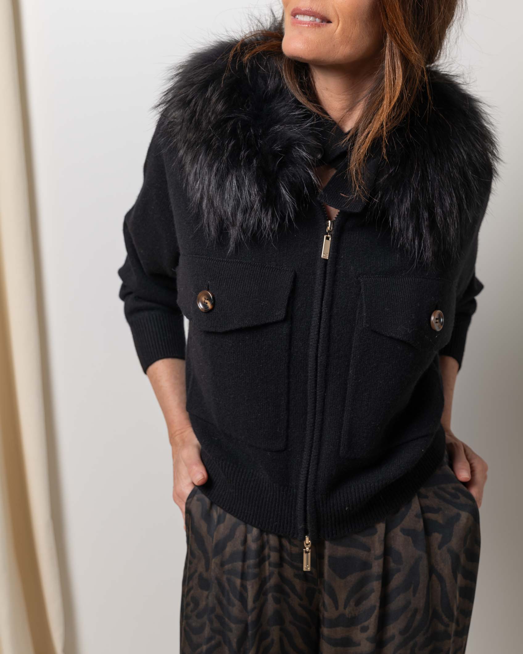 BOMBER CASHMERE BLACK NEGRO 2