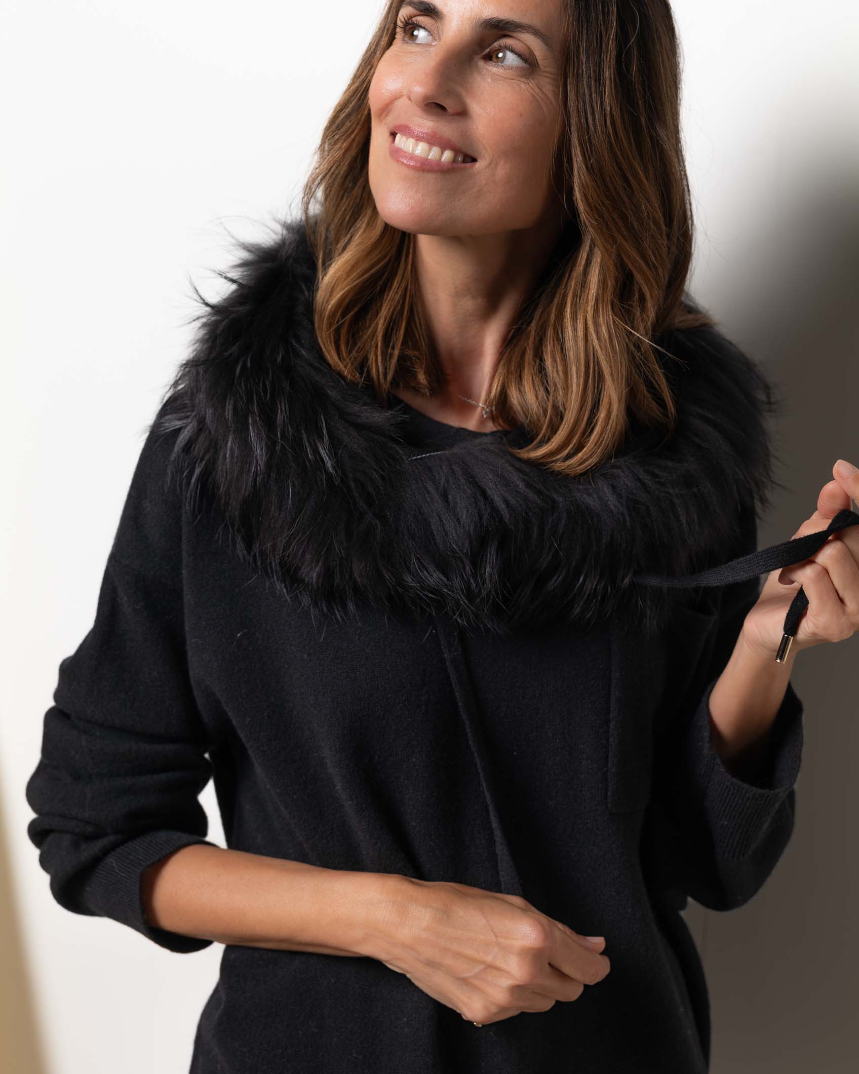 JERSEY OVER BOLSILLO CASHMERE NEGRO 6