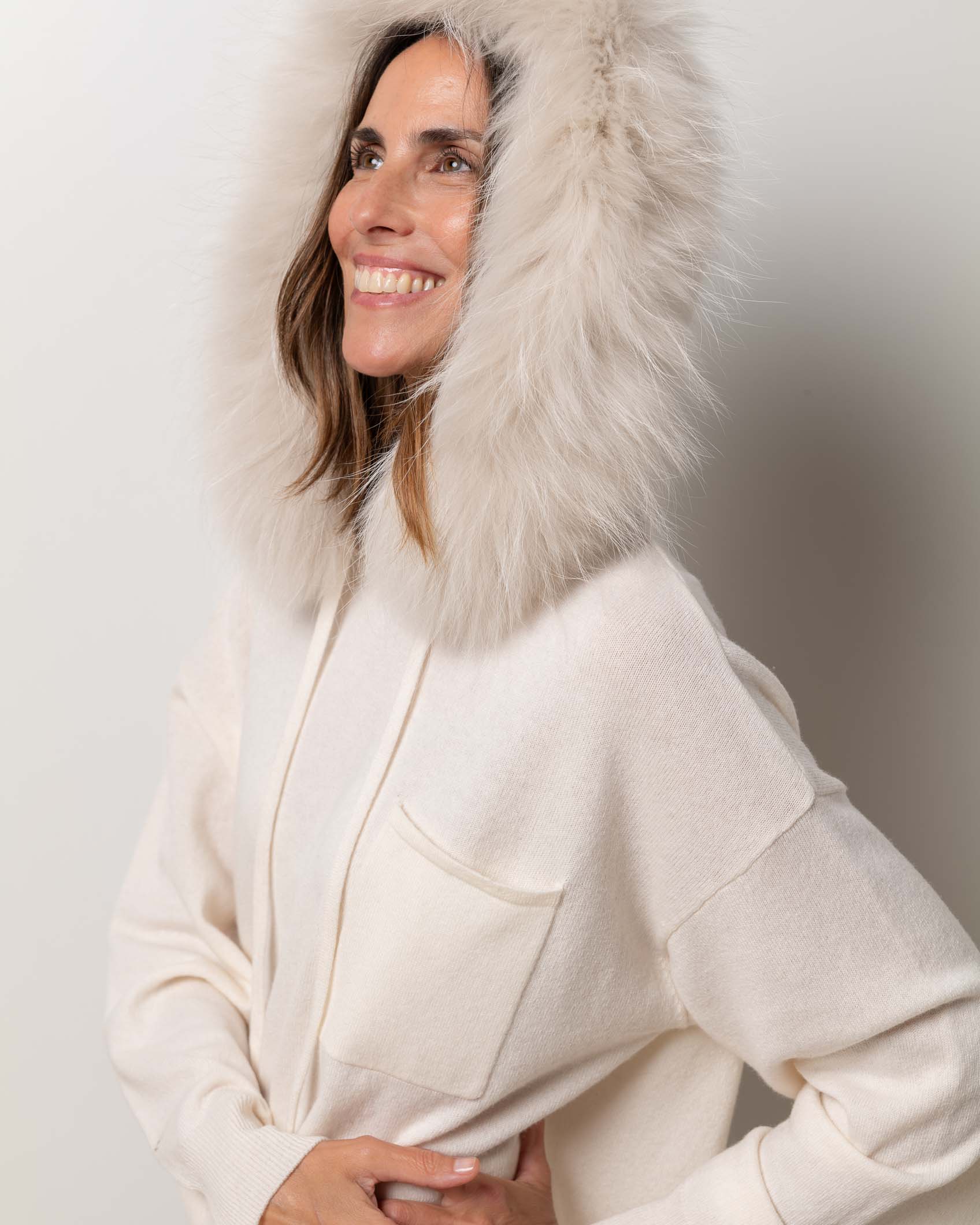 JERSEY OVER BOLSILLO CASHMERE BEIG 6