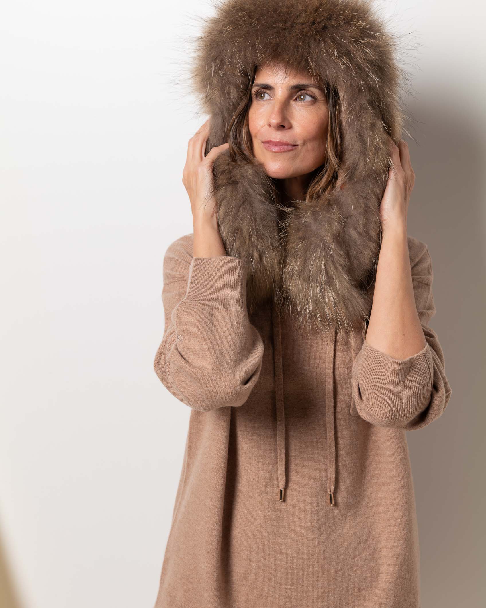JERSEY OVER BOLSILLO CASHMERE ROCK CAMEL 4