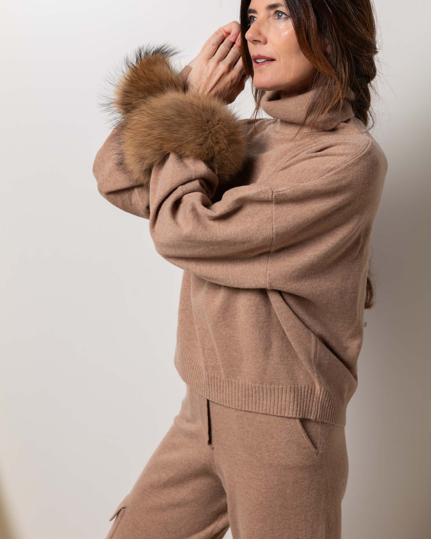 MAX JERSEY PUÑOS CASHMERE ROCK CAMEL 2