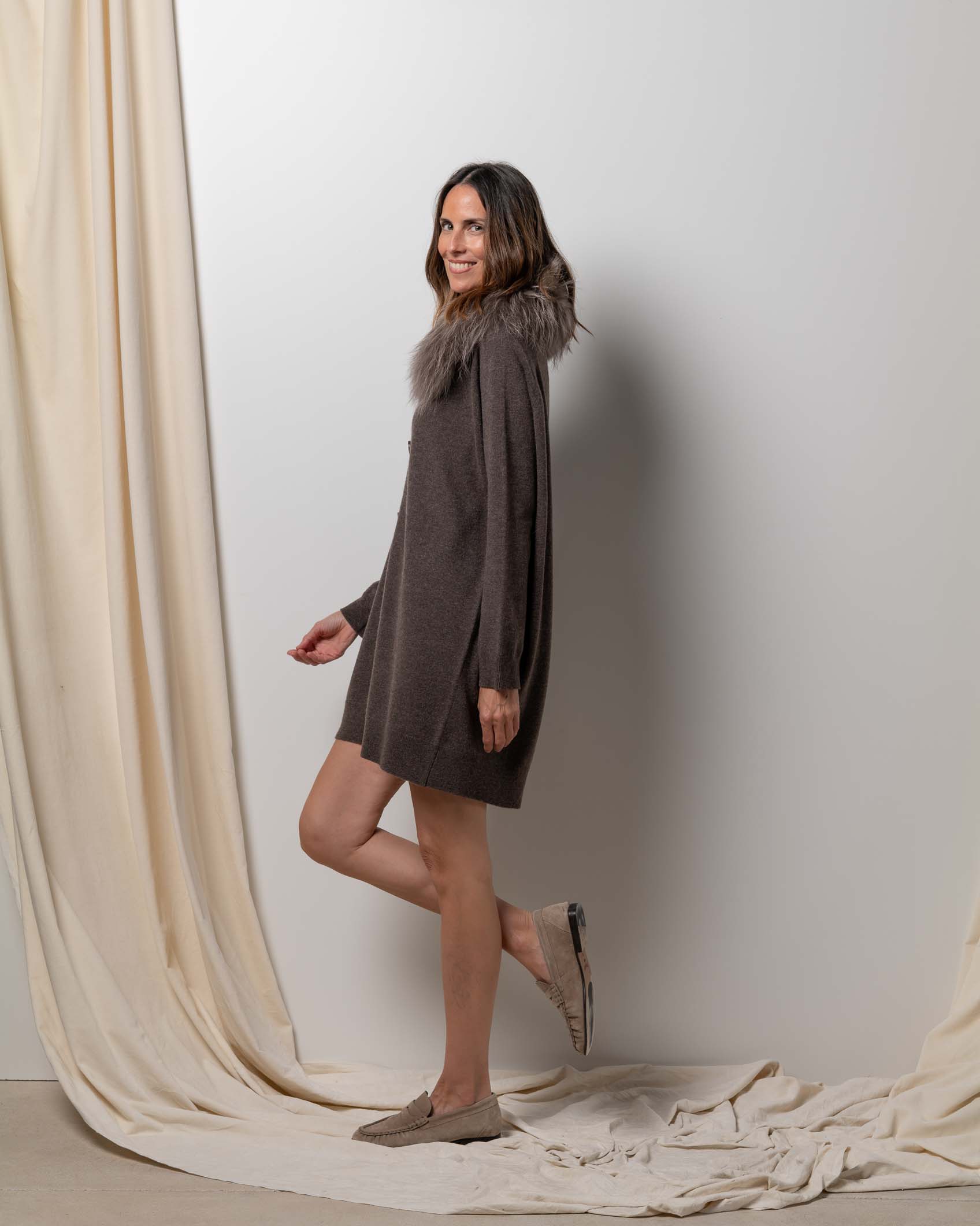 VESTIDO CARDIGAN MINI CASHMERE DARK MINK 5
