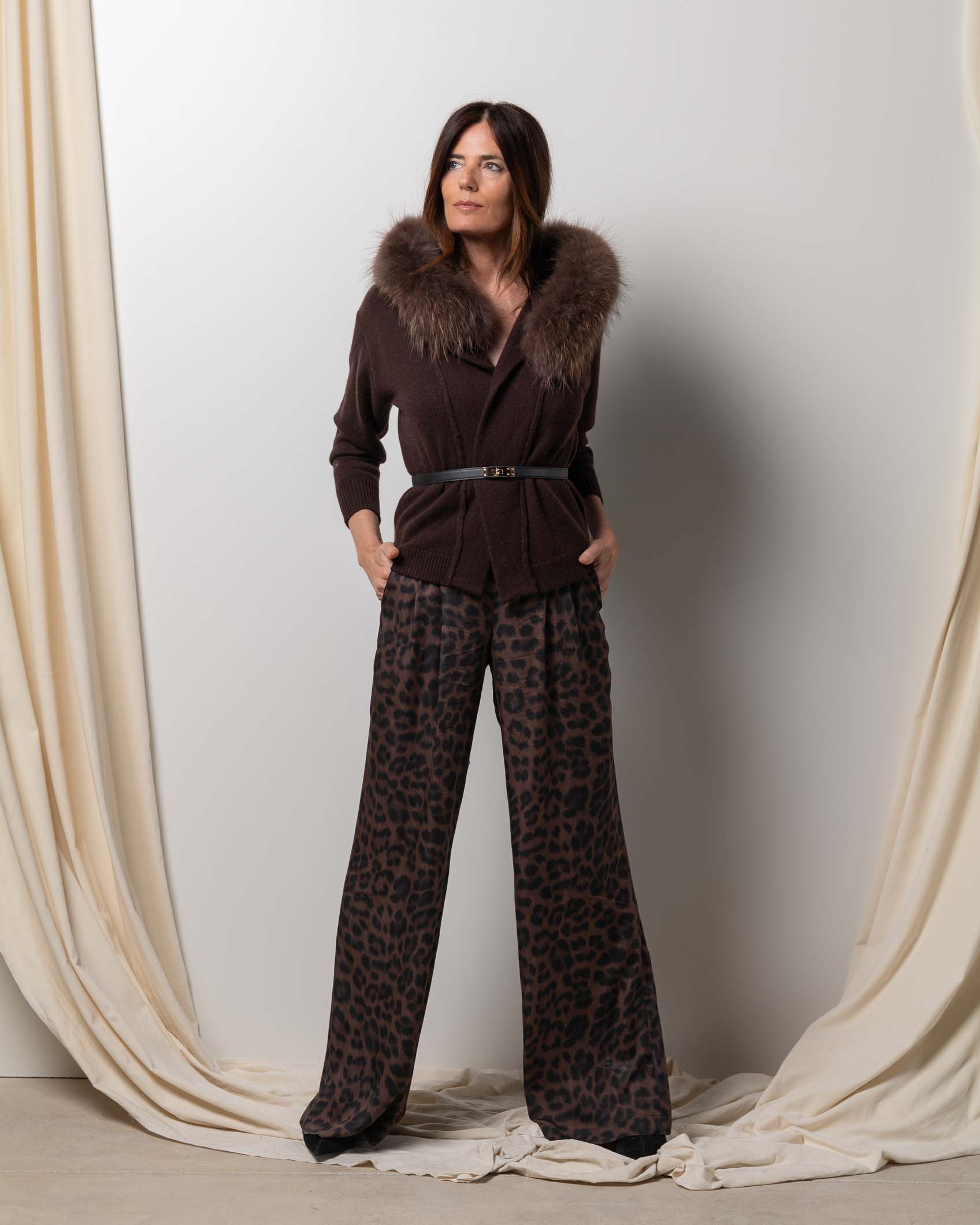 BOLERO CAPUCHA CASHMERE CHOCOLATE BROWN 5