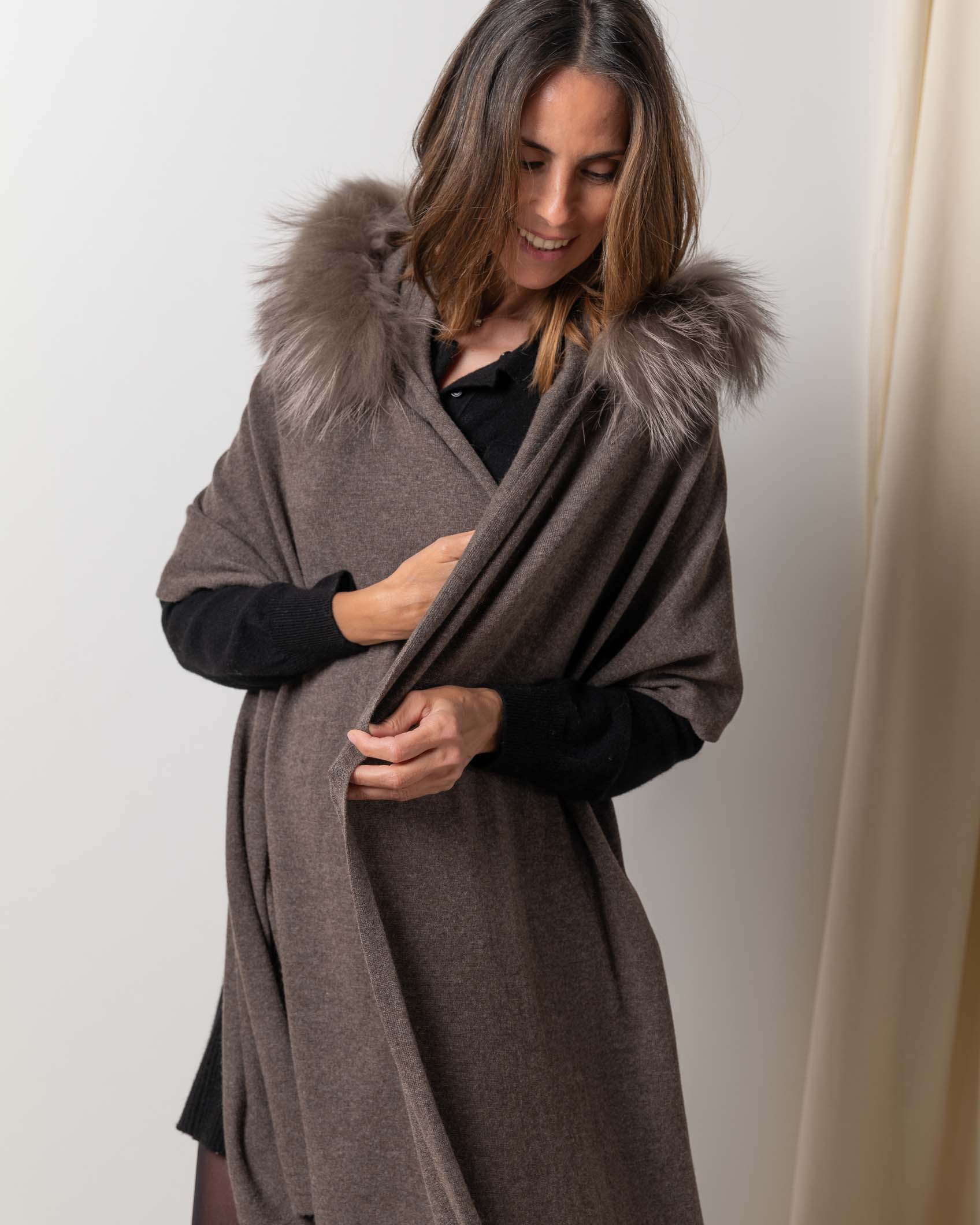 PASHMINA CAPUCHA CASHMERE TALLA UNICA DARK MINK 2