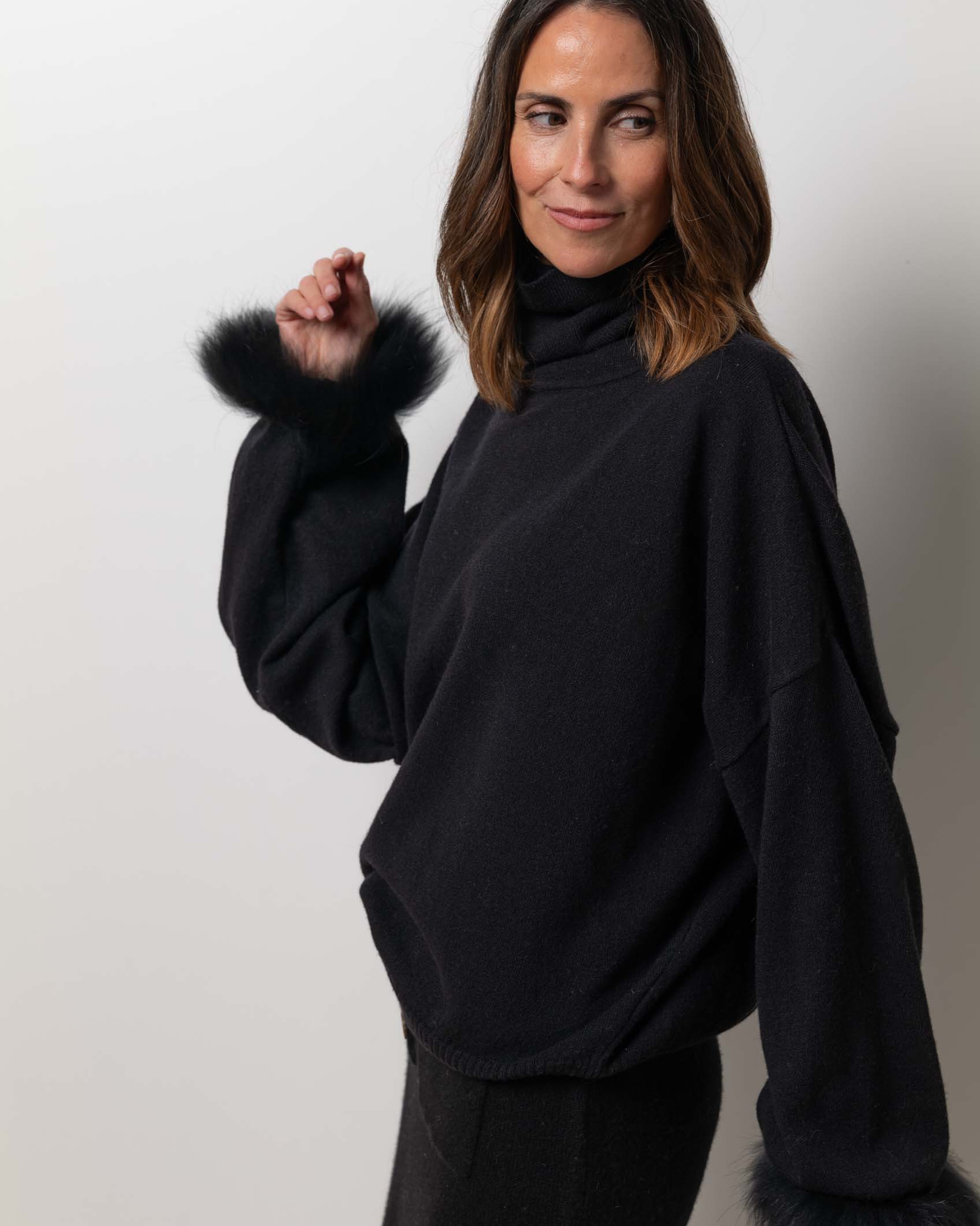 MINI FALDA BOLSILLOS CASHMERE NEGRO 2