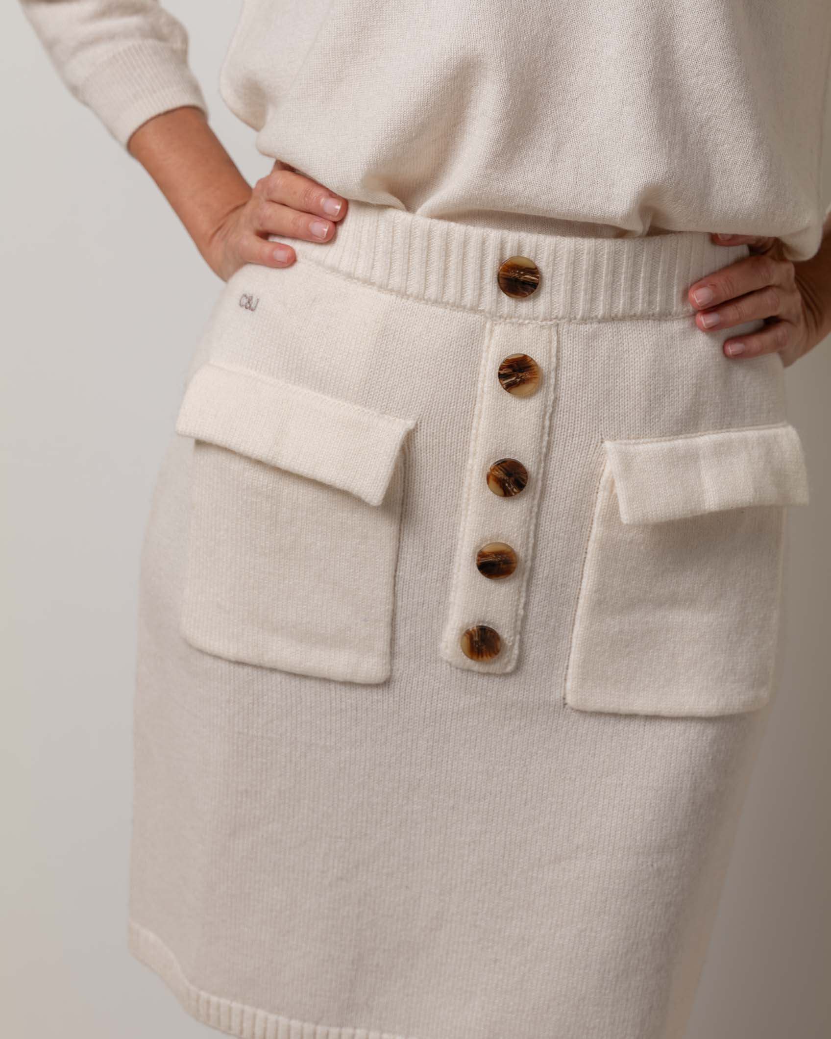 MINI FALDA BOLSILLOS CASHMERE BEIG