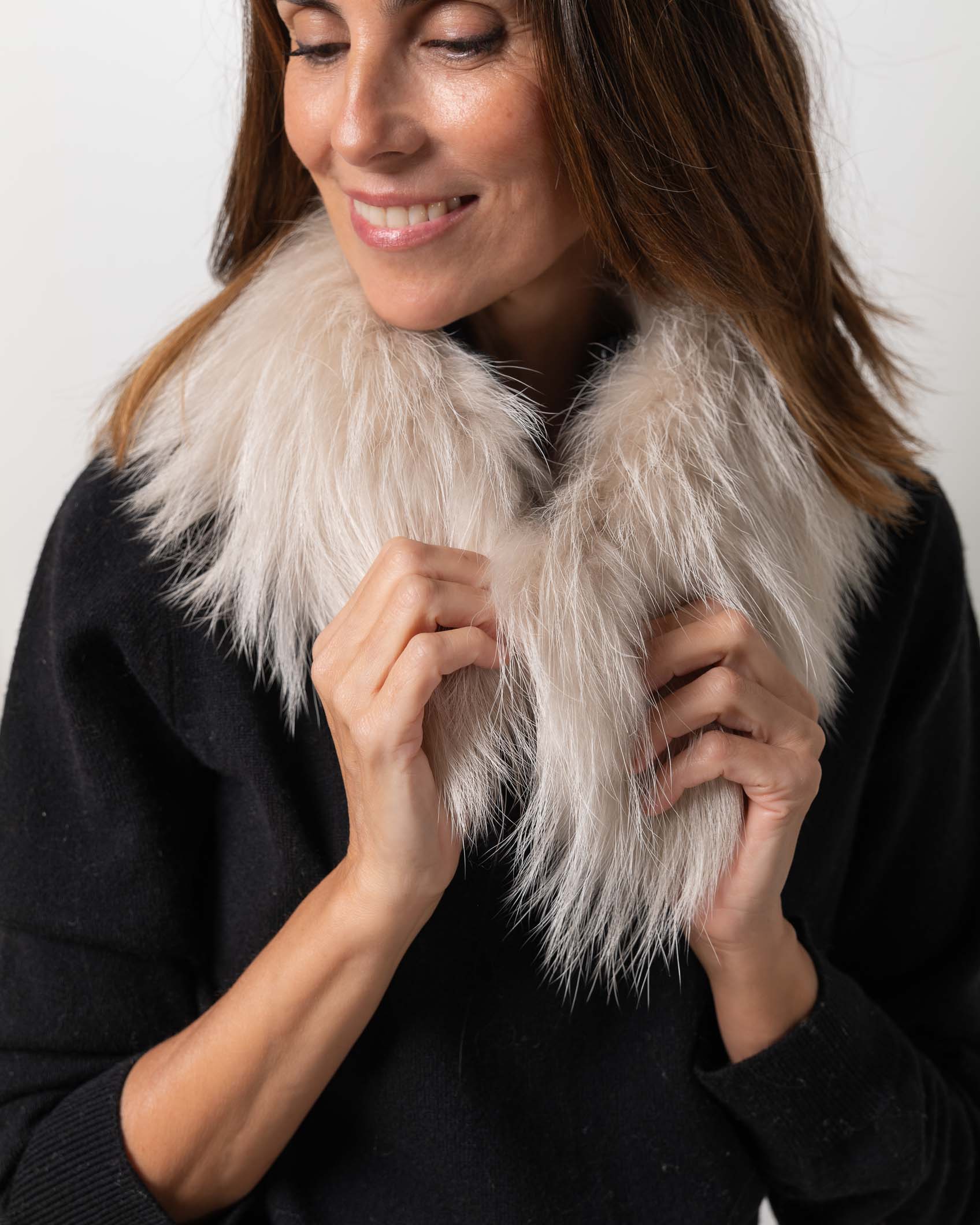 CUELLO MAGNETICO PIEL NATURAL TALLA UNICA BEIG 3