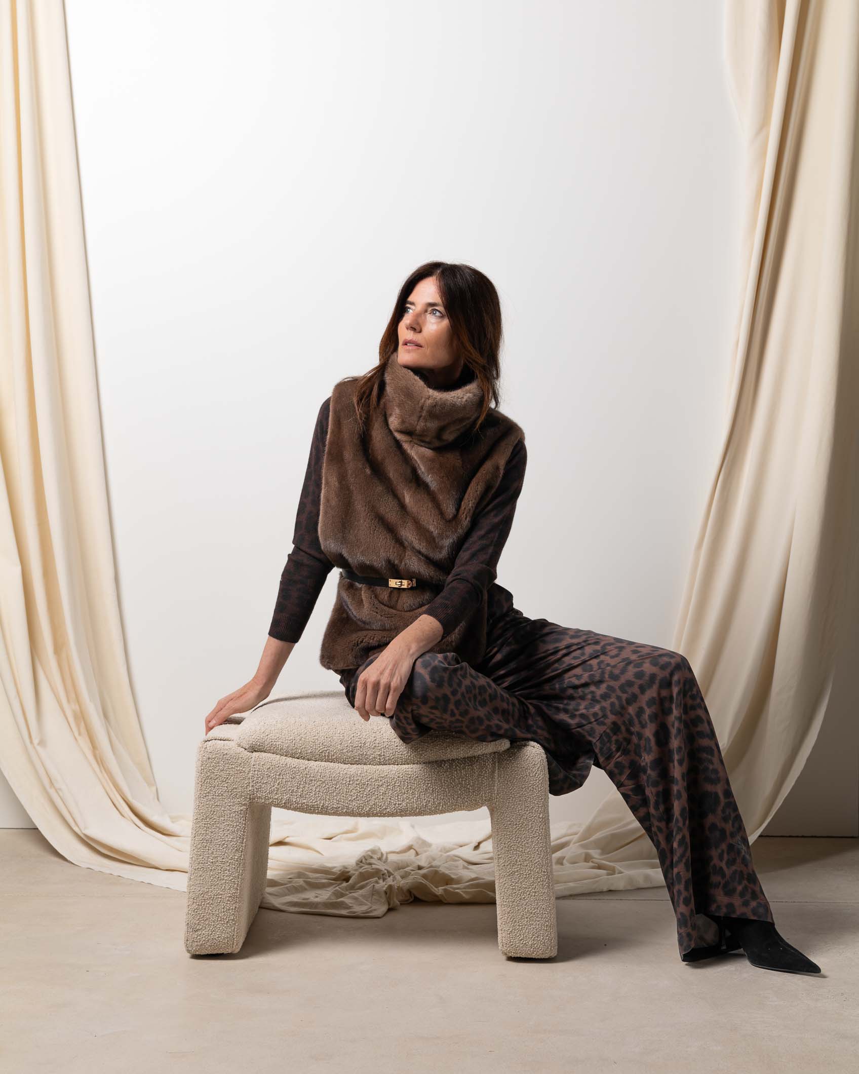 PRE- ORDER CHALECO VISON CARAMELO TALLA UNICA 3