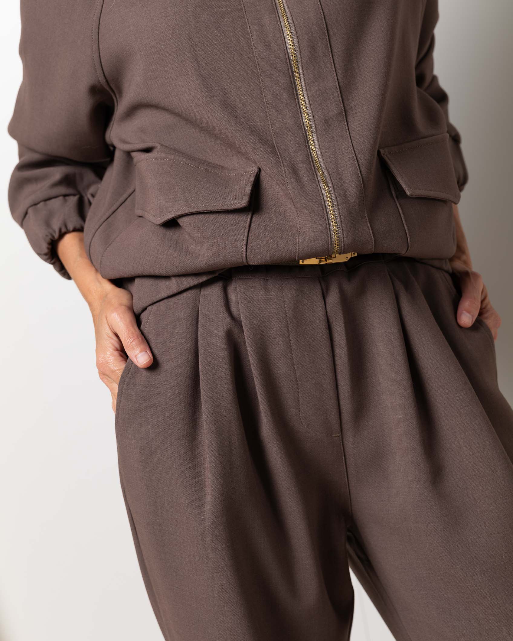 BOMBER & CLEMENCE SUIT - DARK MINK 4