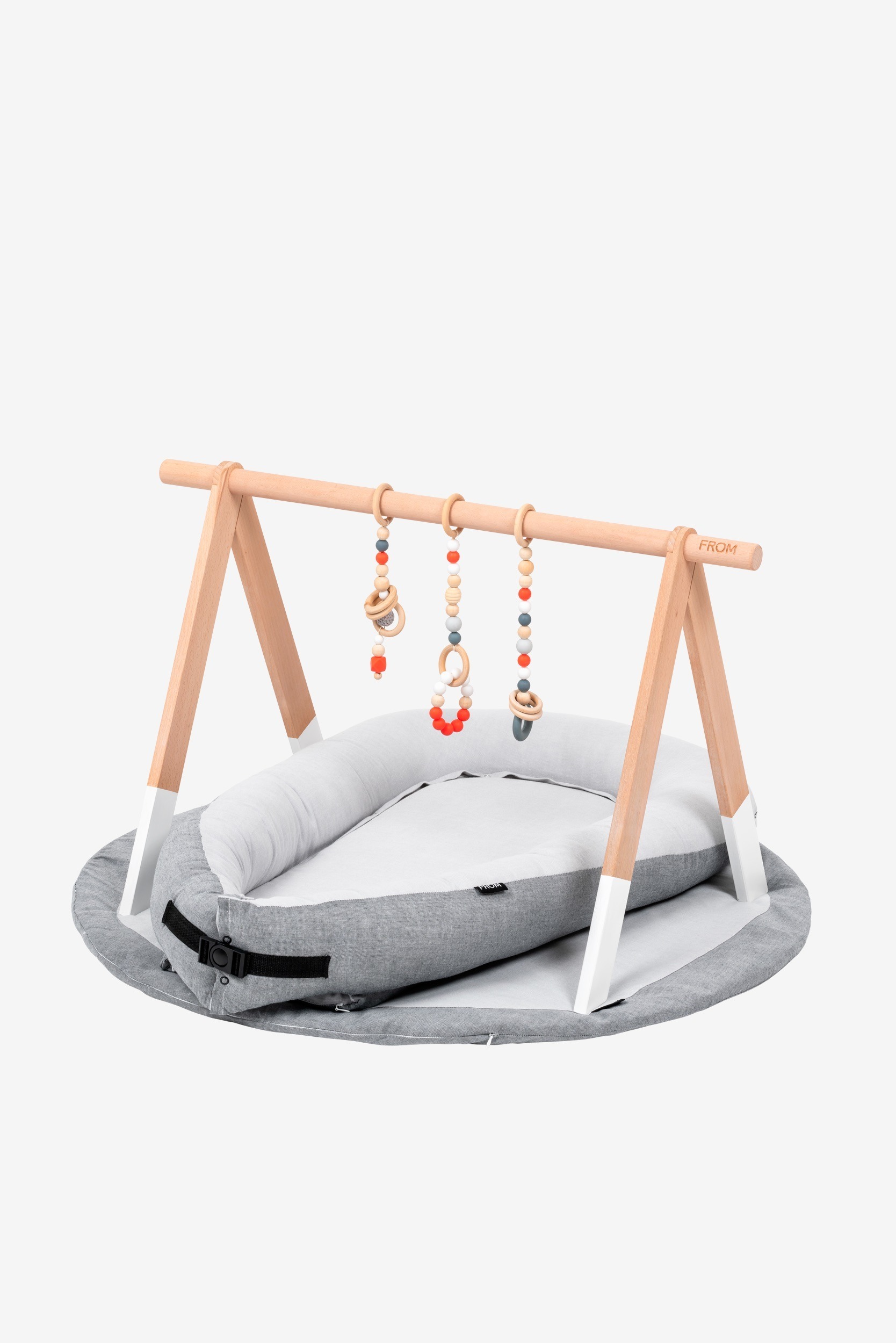 Gimnasio + Nido + Colchoneta FROM CASUALPLAY