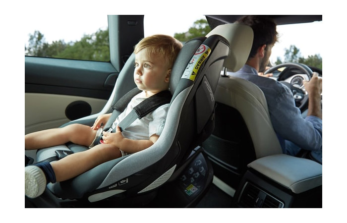 RECOMENDACIONES PARA EL VIAJE DE LOS BEBÉS EN SILLAS DE AUTO