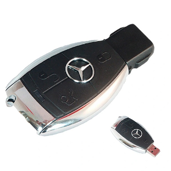 MEMORIA USB 32GB LLAVE MERCEDES