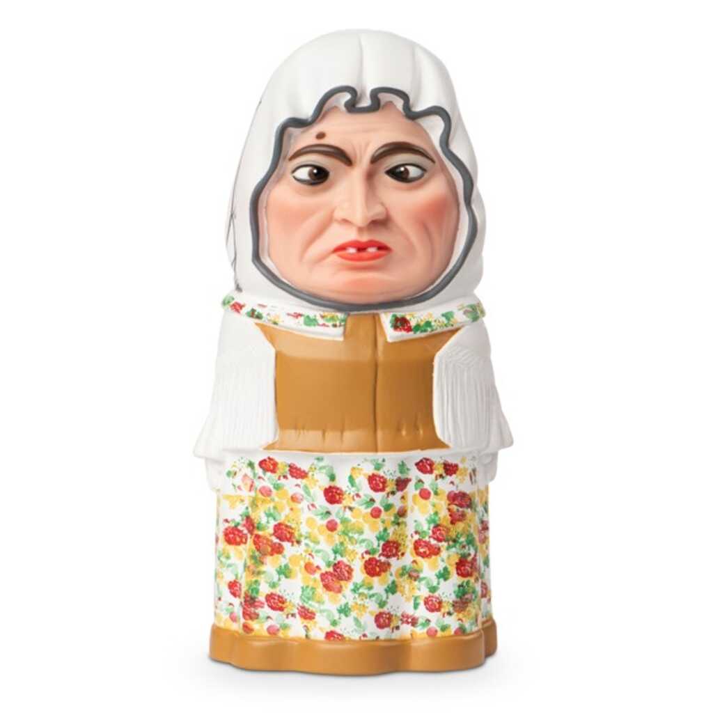 nana de manresa amb la camisa ocre