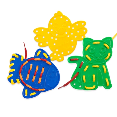 caja 8 animales 12cm + 10 cordones