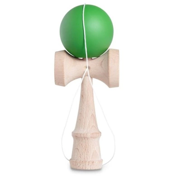 dendama de fusta amb pilota