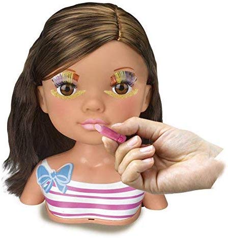 Nancy, Un Día de Secretos de Belleza Morena