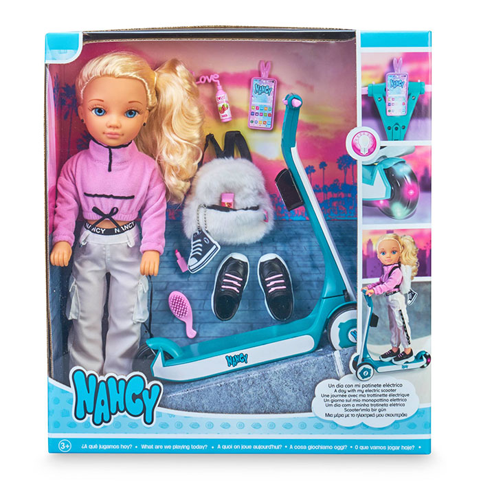 Nancy, un día con mi patinete